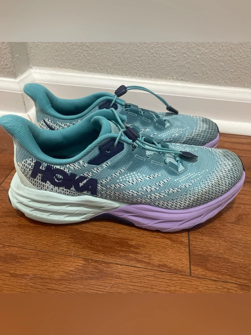 Hoka One One Speedgoat 5 Ocean Mist Lilac 1134470 Sz 6.5 MD